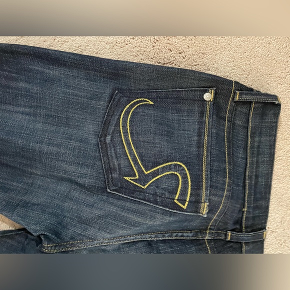 Rock and Republic Kasandra mid rise bootcut jeans, size 30. - Picture 2 of 7